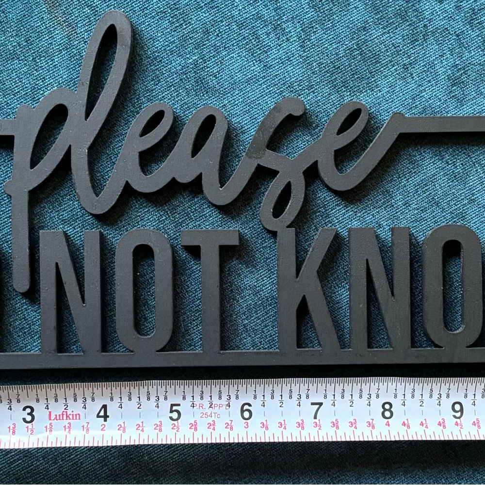 Please Do Not Knock Sign - Picture 3 of 4